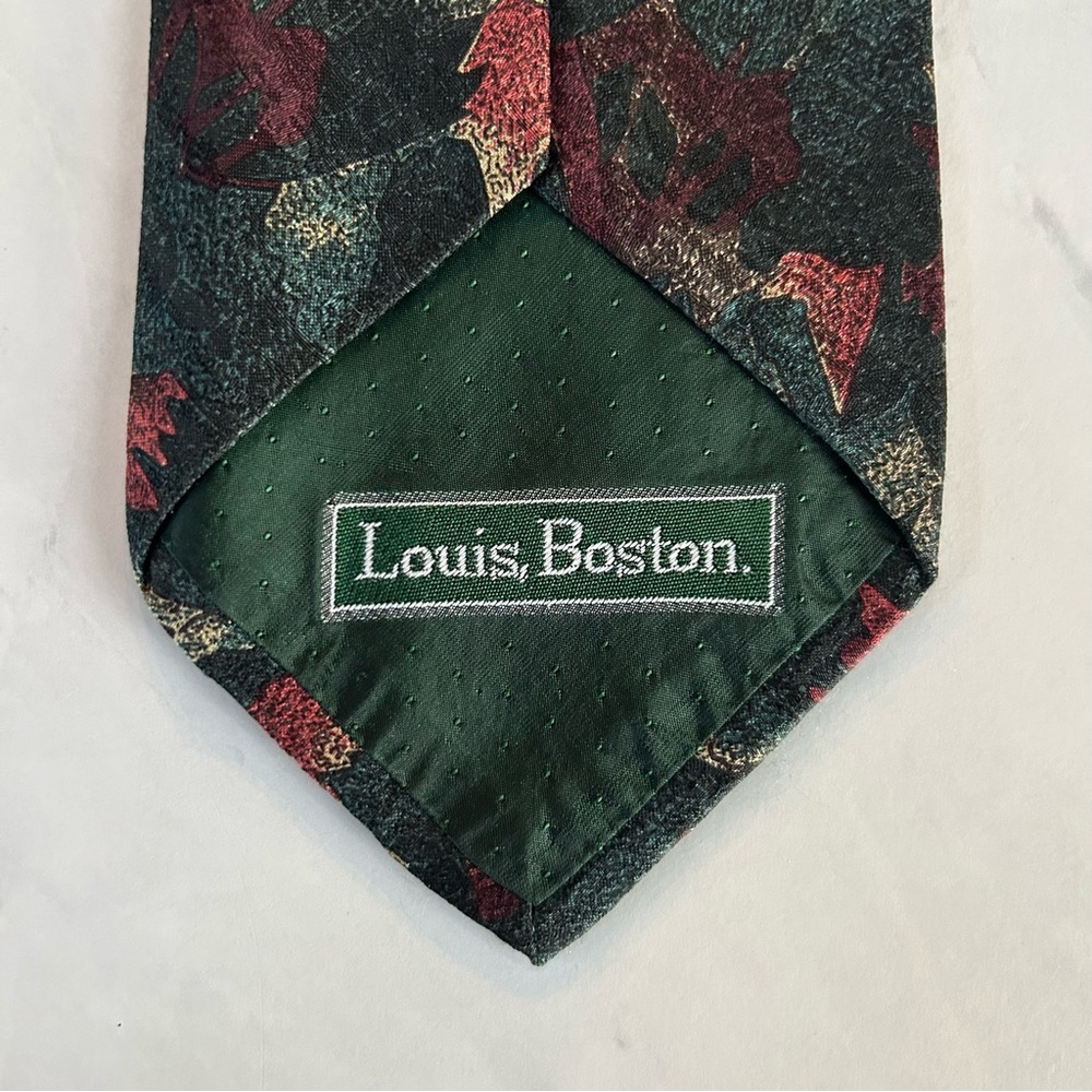 Louis, Boston Green and Red Abstract Silk Tie
